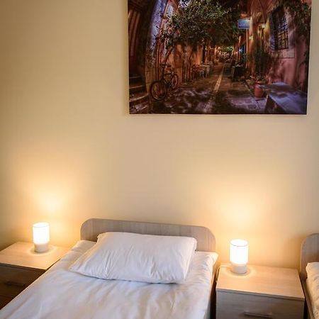 Apartamenty Walowa 4 ทาร์นูฟ ภายนอก รูปภาพ