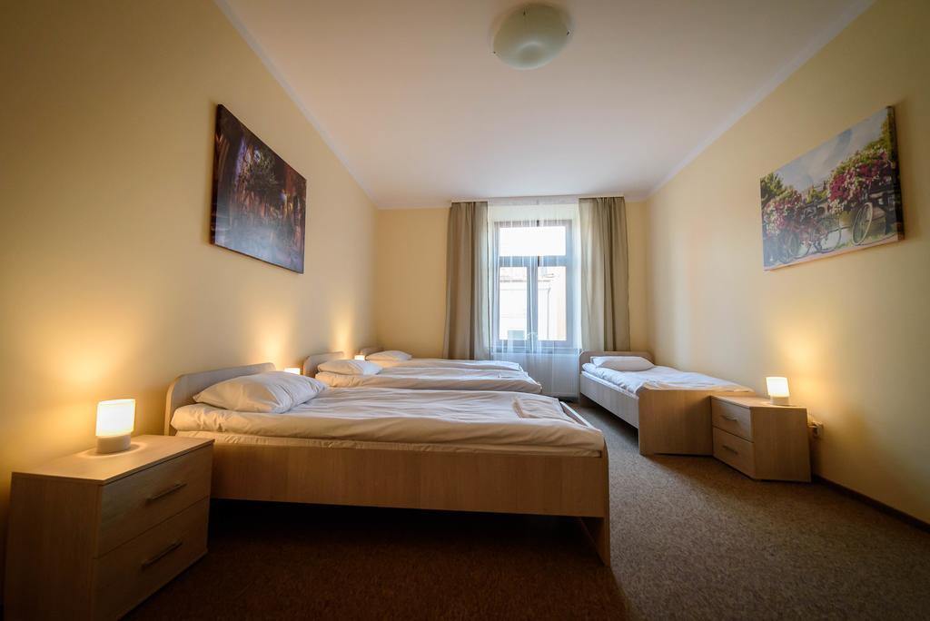 Apartamenty Walowa 4 ทาร์นูฟ ภายนอก รูปภาพ