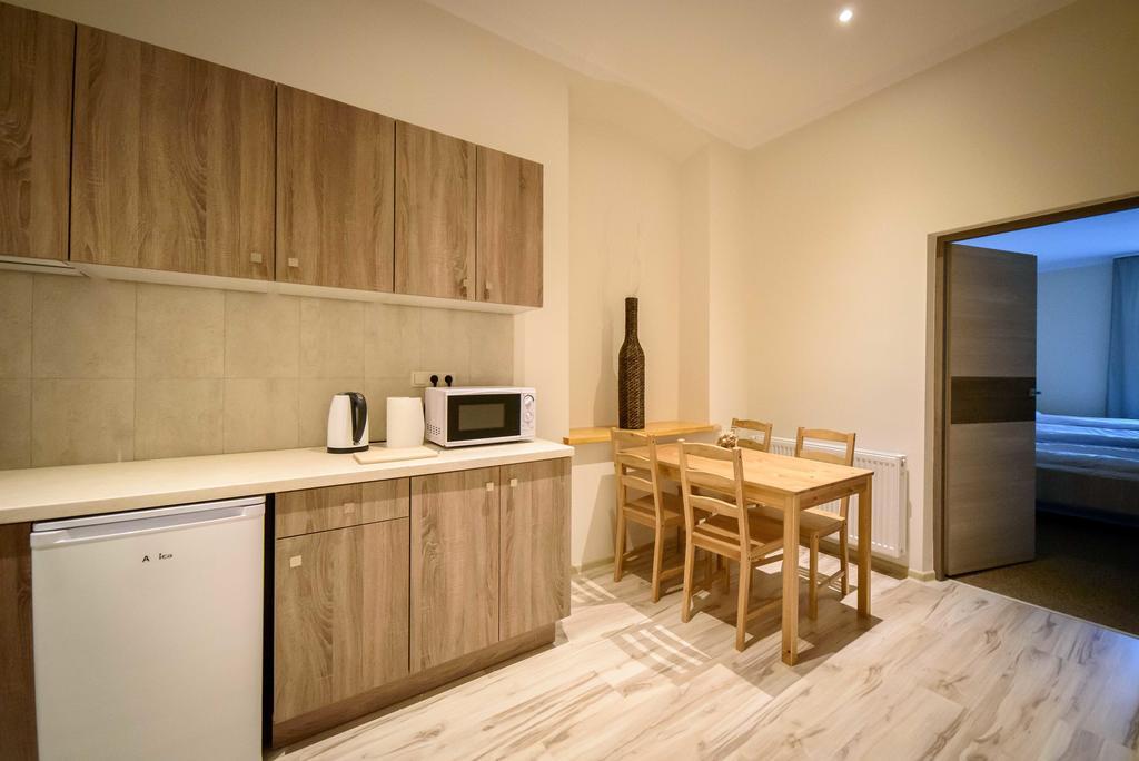 Apartamenty Walowa 4 ทาร์นูฟ ภายนอก รูปภาพ